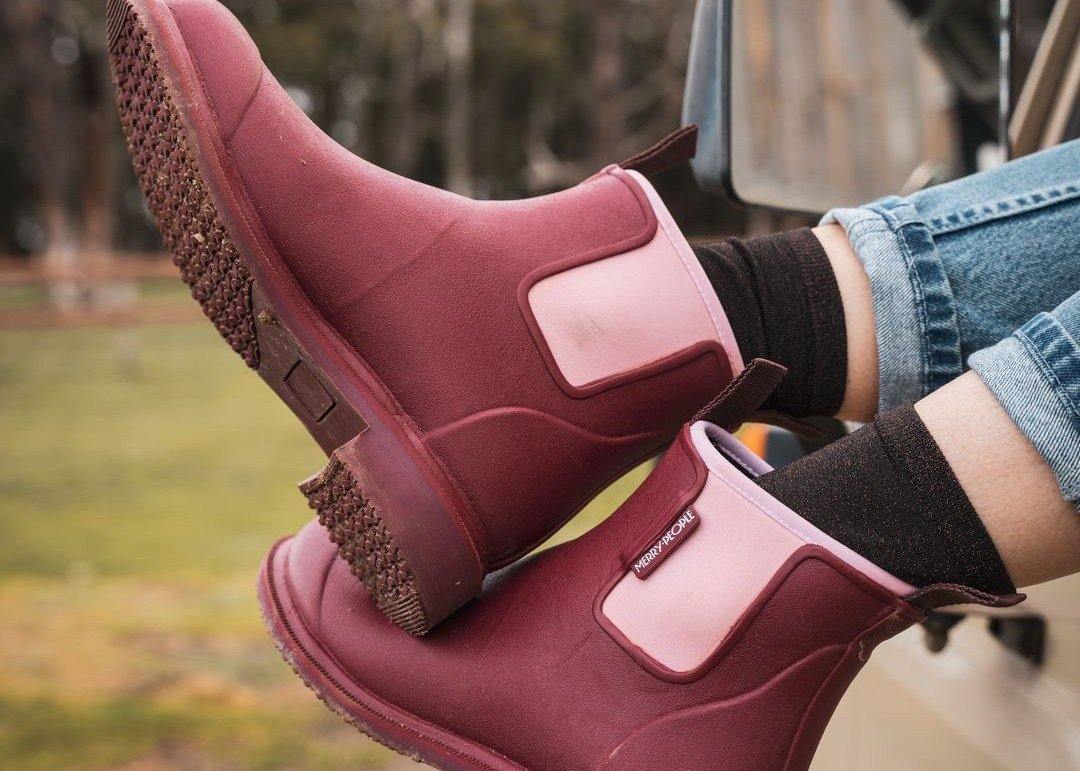merry people beetroot bobbi boots