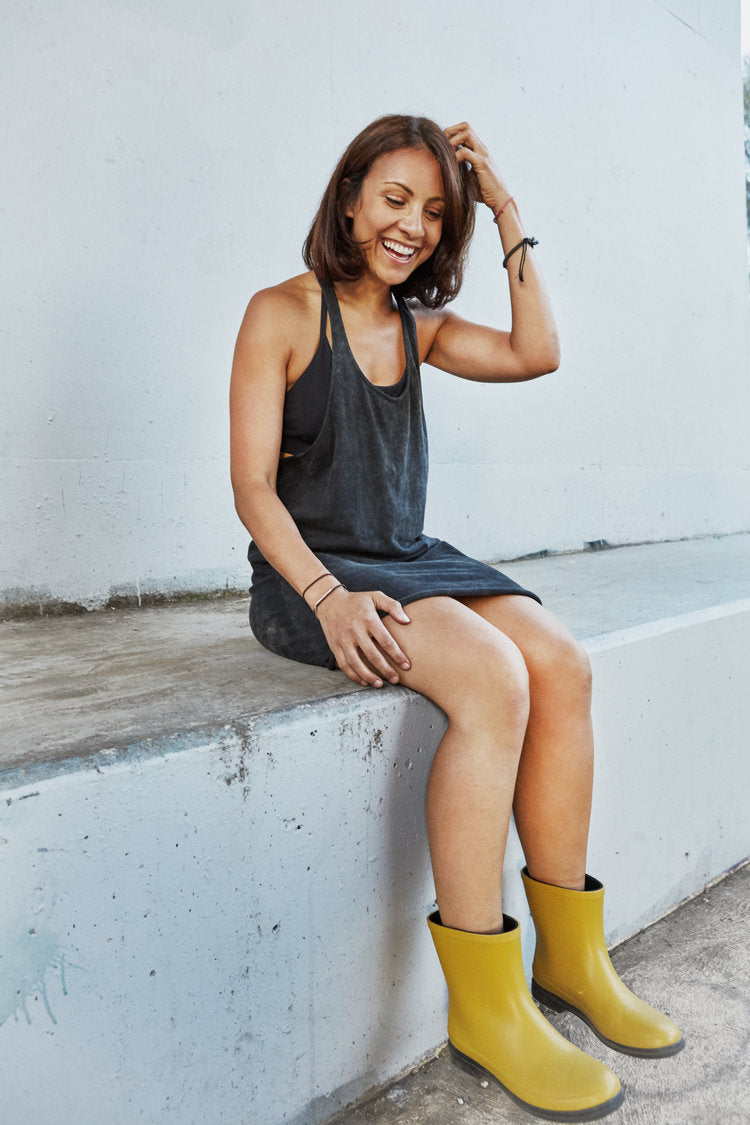 danielle holloway merry people