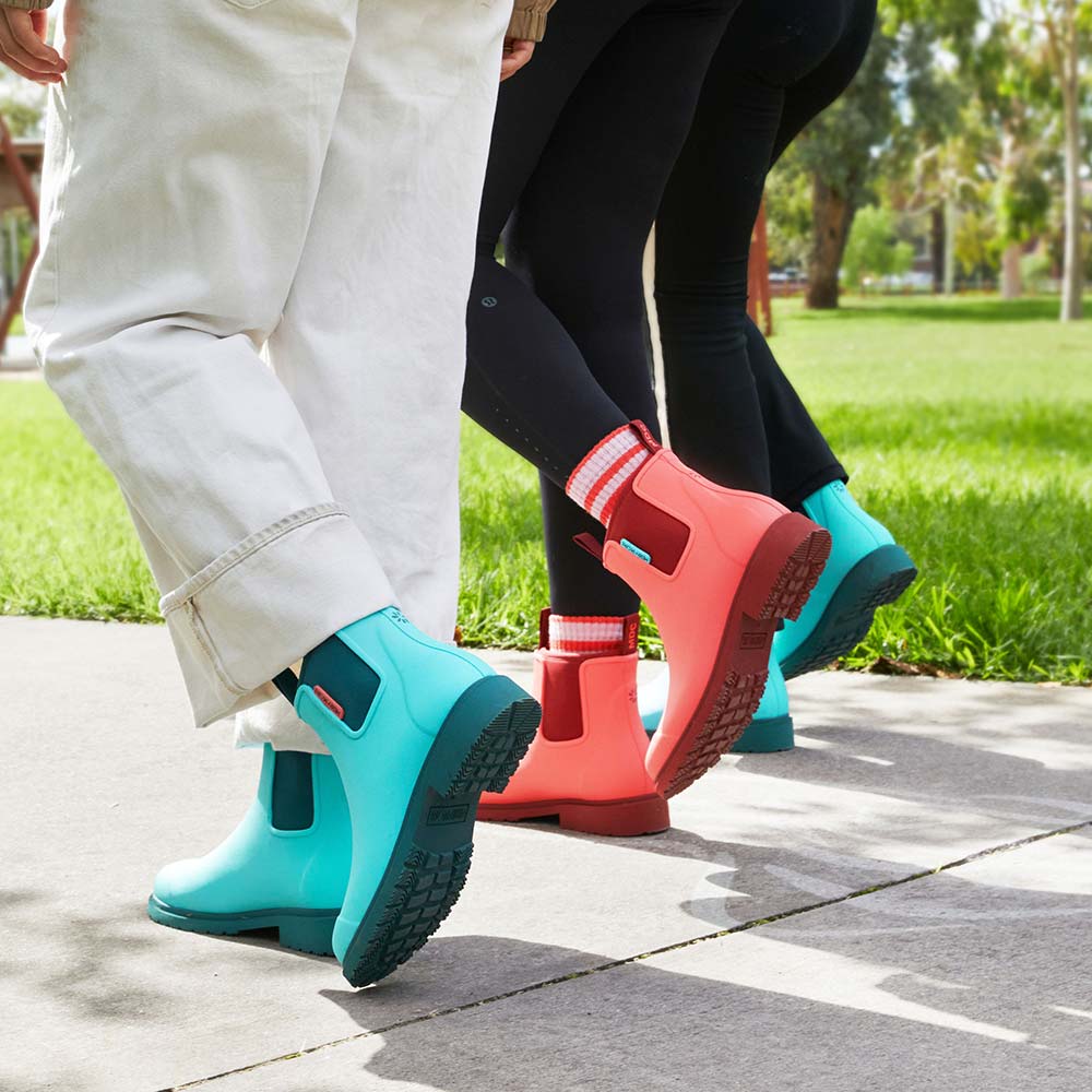 Merry People X MDC Bobbi Ankle Boot // Bright Aqua