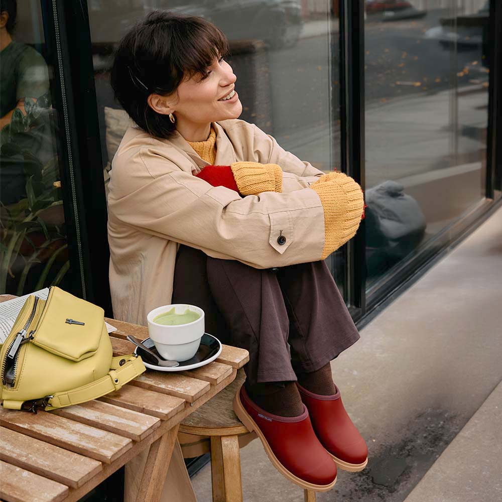 Billie Clog // Brick Red