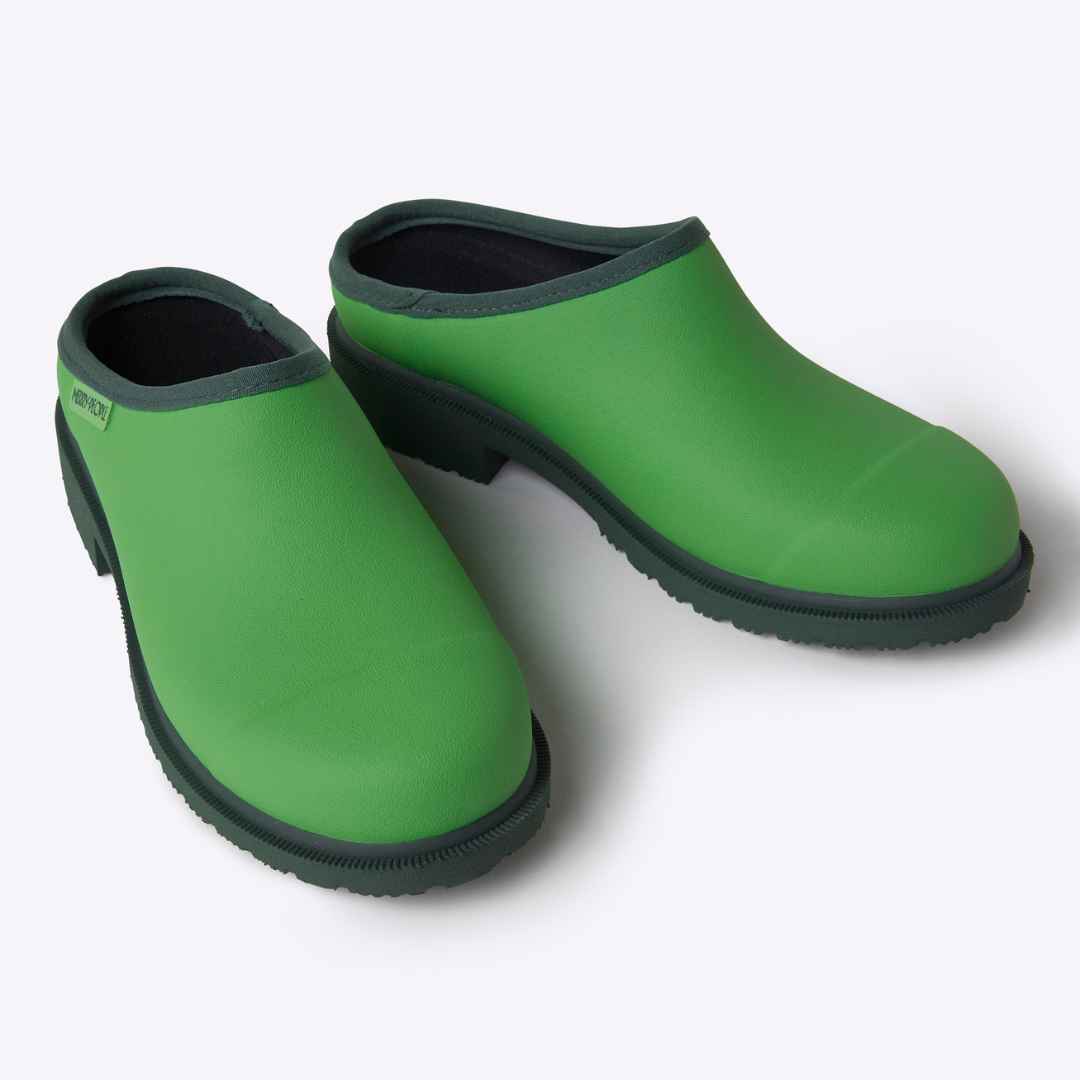 Billie Clog // Grasshopper Green