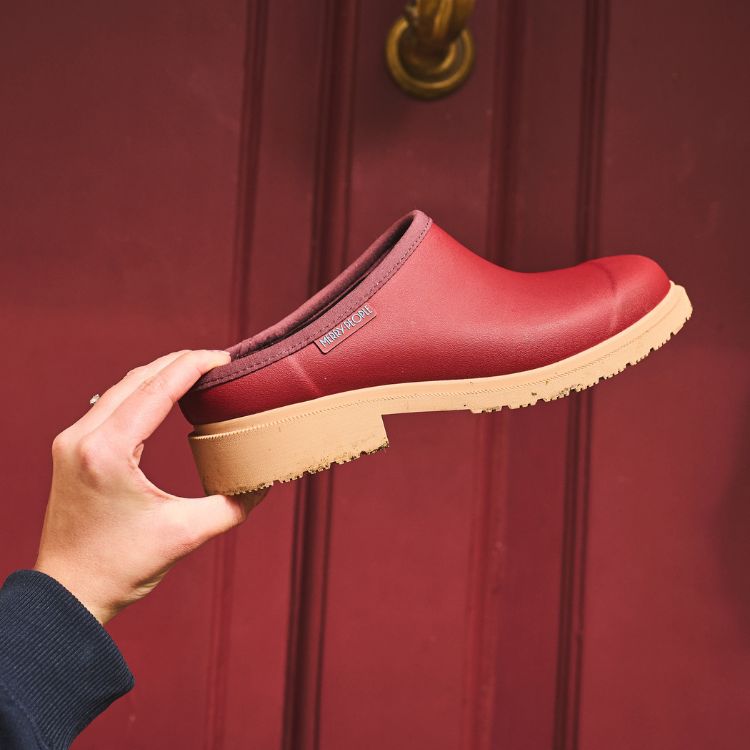 Billie Clog // Brick Red