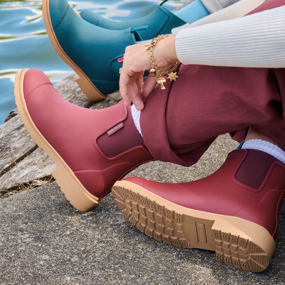 Bobbi Ankle Boot // Brick Red