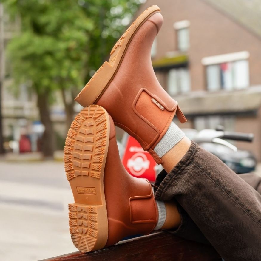 Bobbi Ankle Boot // Rust