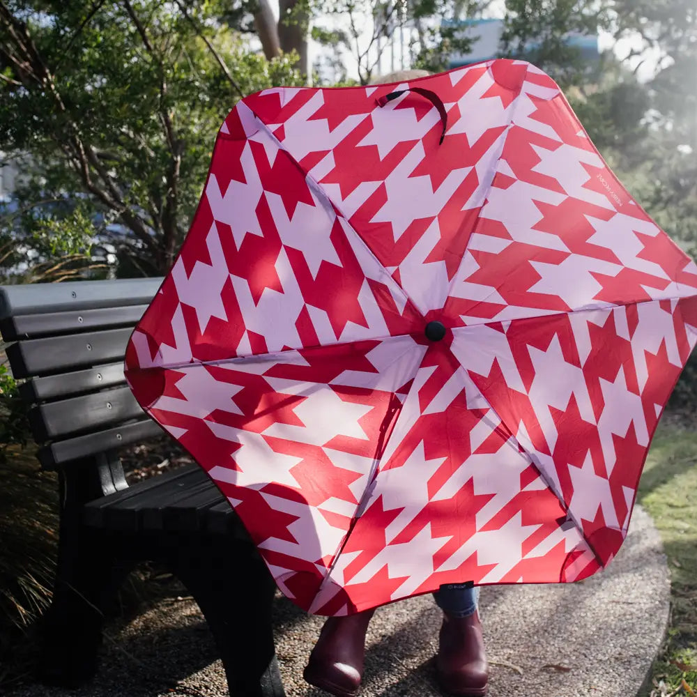 Merry People X Blunt Metro Umbrella // Crimson & Pink