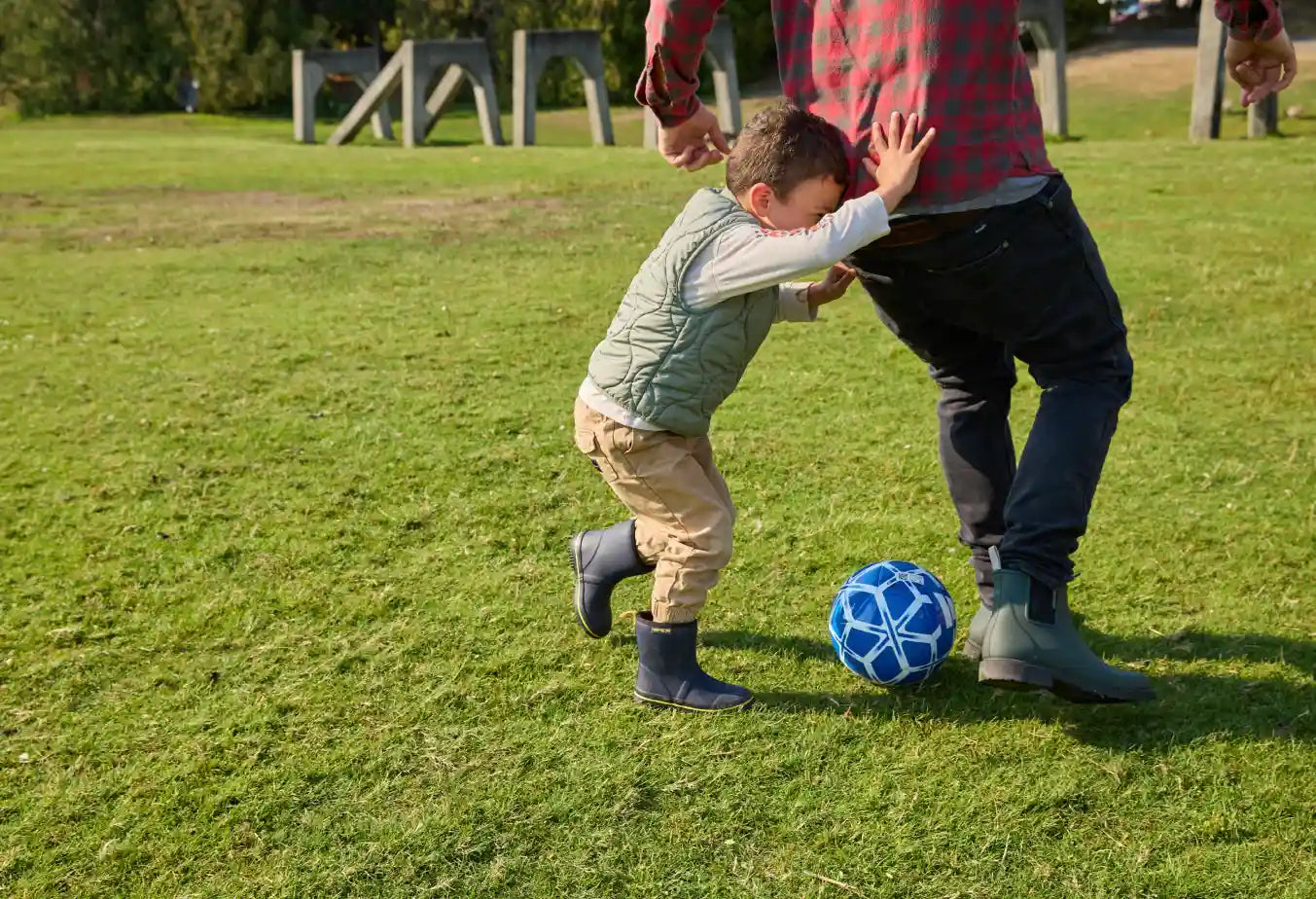 How Should Kids Wear Rainboots?