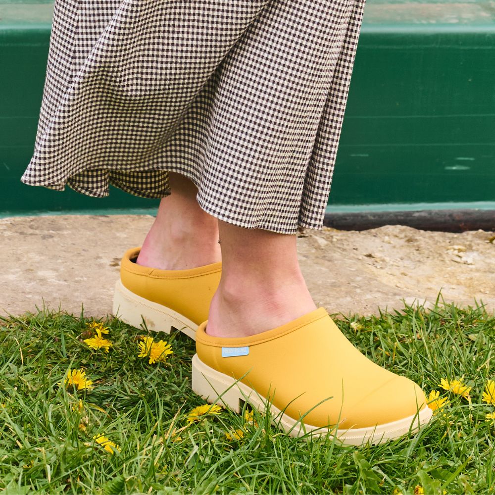 Billie Clog // Buttermilk