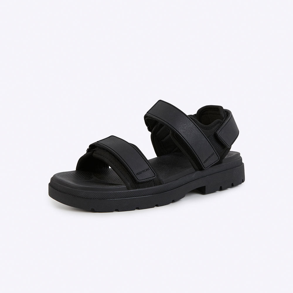 Lochie Sandal // Black