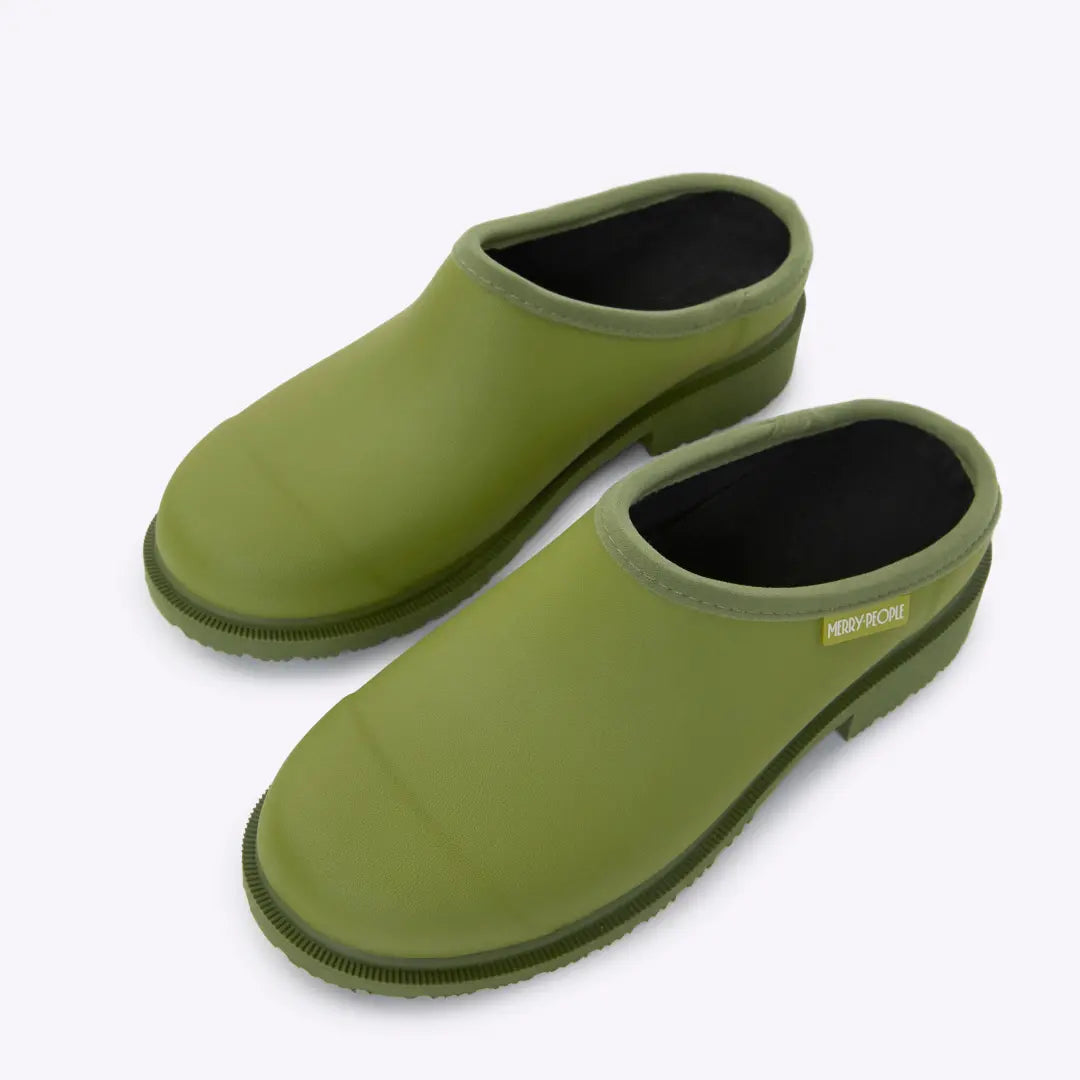 Billie Clog // Bright Olive