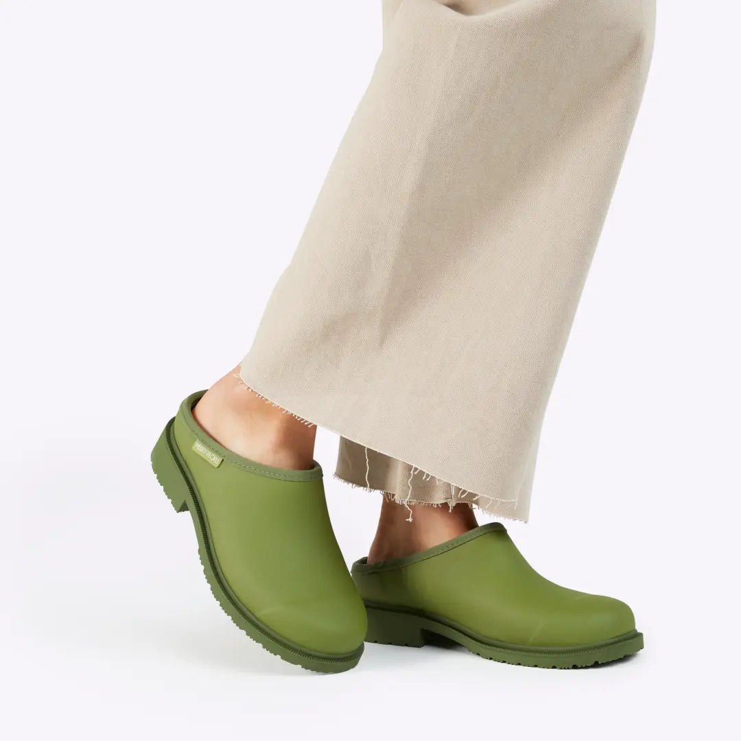 Billie Clog // Bright Olive