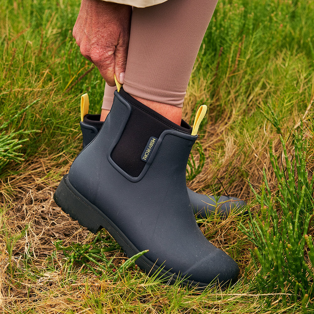 Bobbi Ankle Boot // Midnight Blue