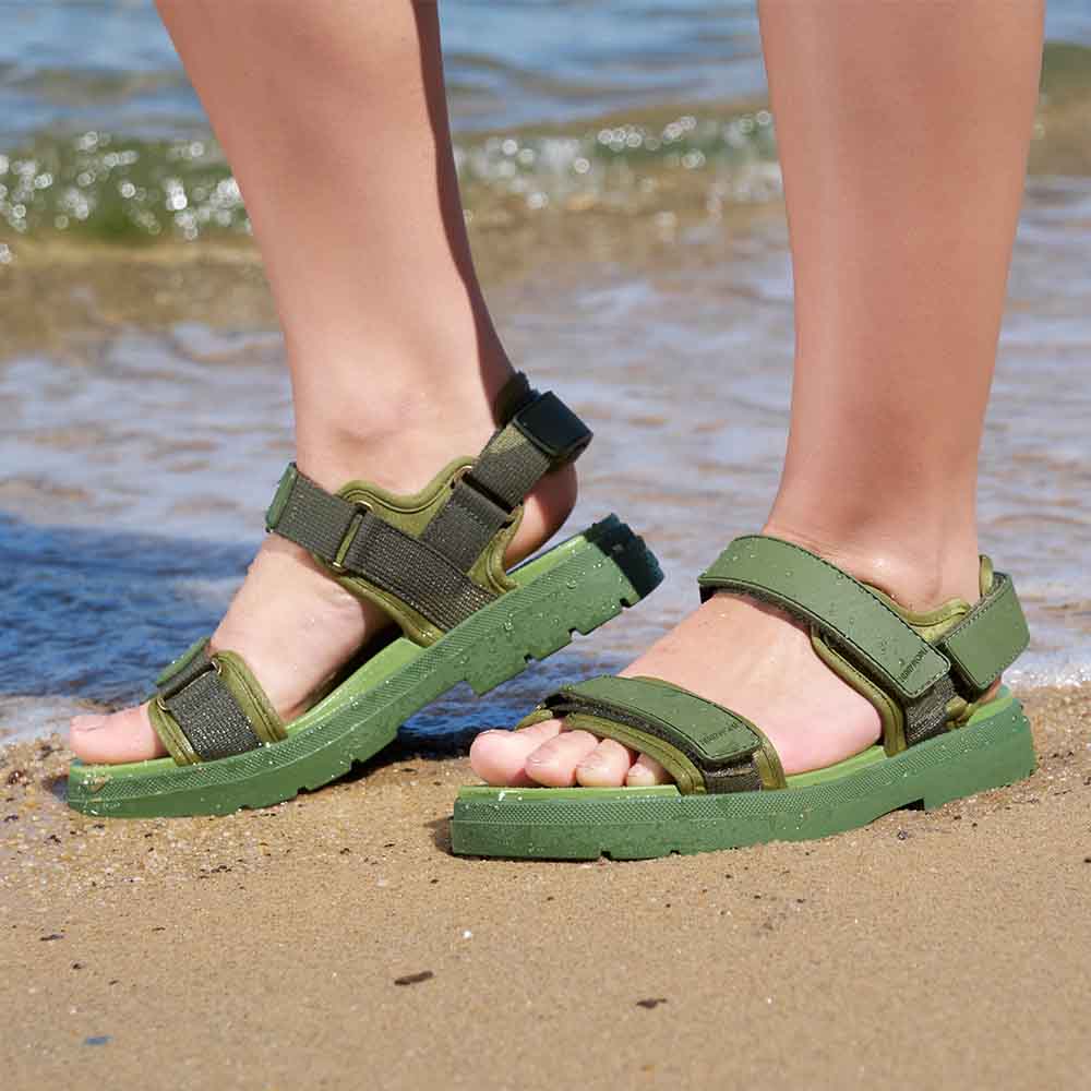 Lochie Sandal // Bright Olive