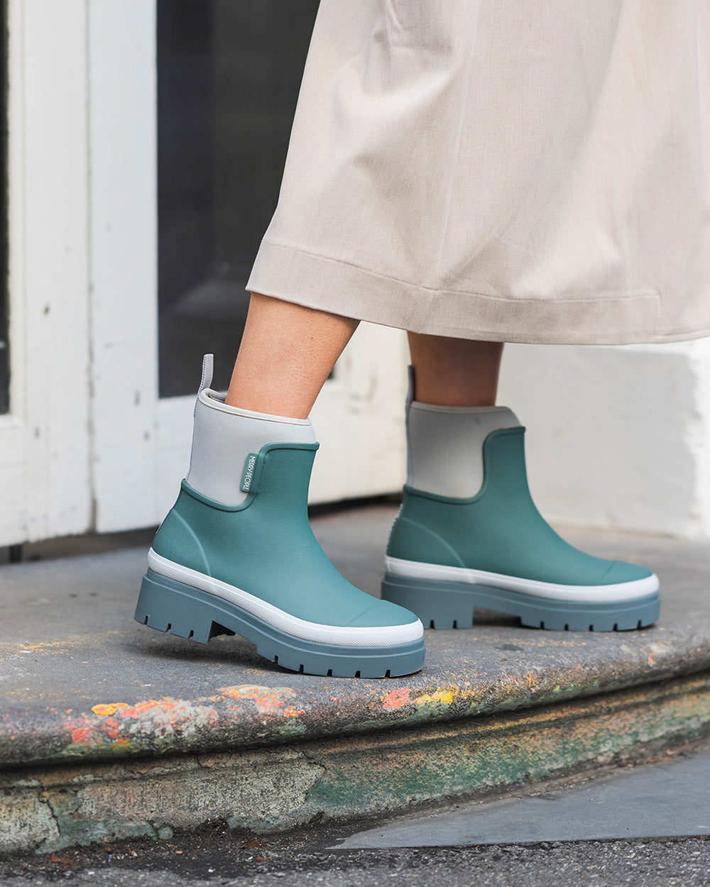 Teal on sale sock boots