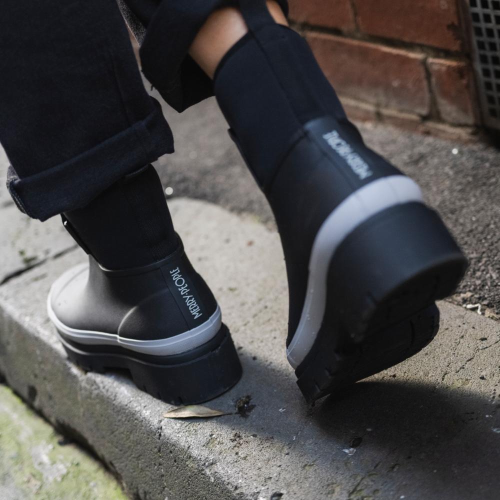 Tully Boot // Black & Grey