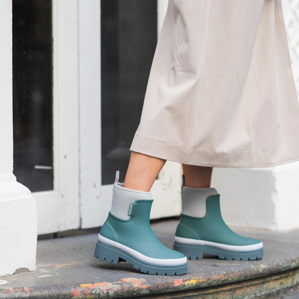 Mint and hot sale berry boots